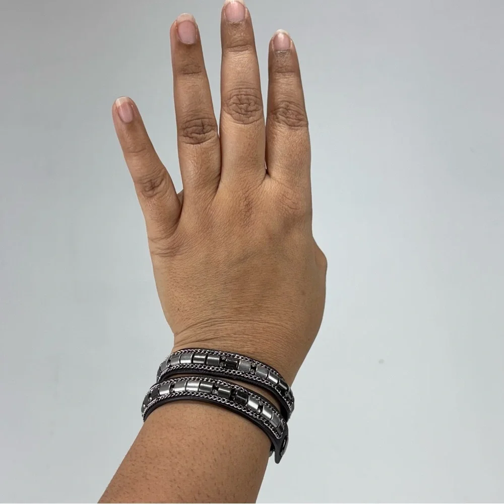 Stella & Dot Cady Wrap Bracelet Silver (Retired)